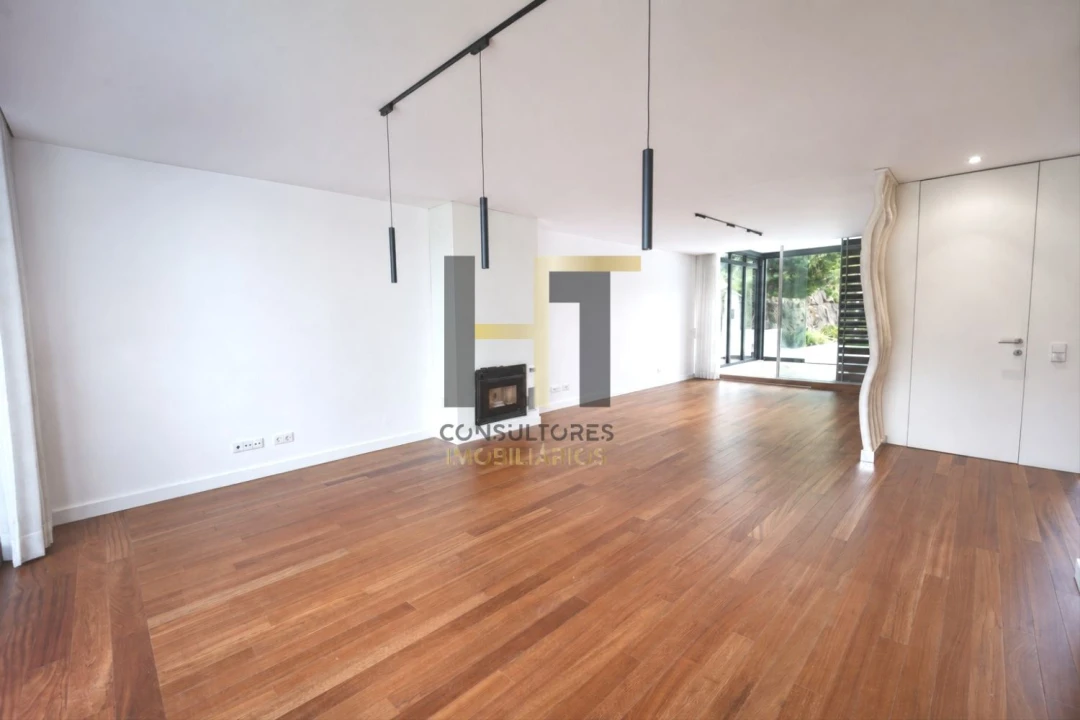 Moradia T3 para Venda em Água Longa Foto 6