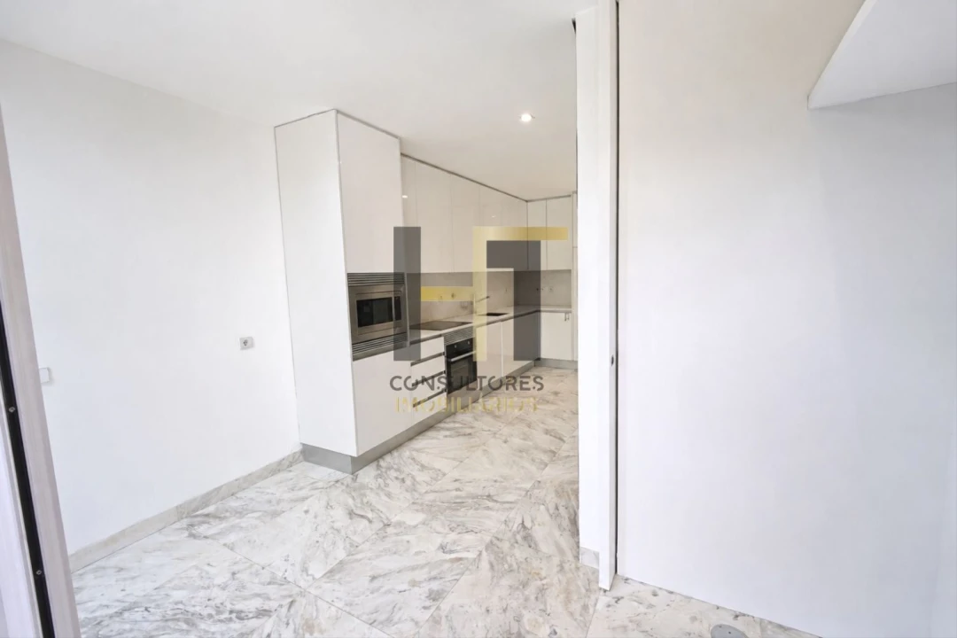 Moradia T3 para Venda em Água Longa Foto 18