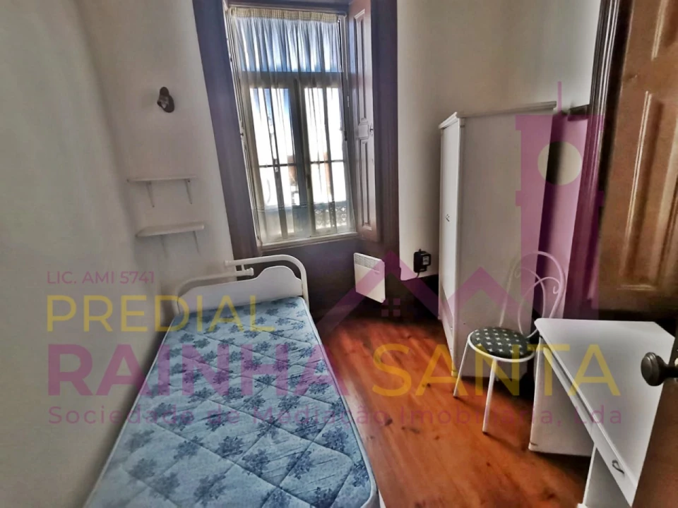Quarto para Arrendamento em Sé Nova, Santa Cruz, Almedina e São Bartolomeu Foto 7