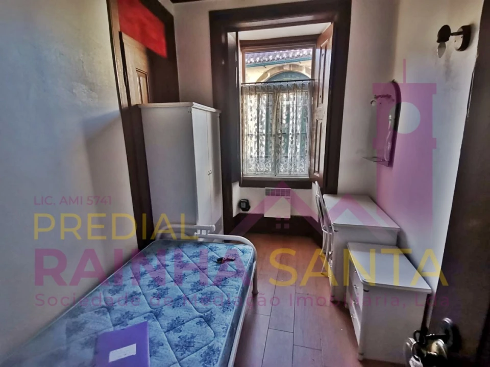 Quarto para Arrendamento em Sé Nova, Santa Cruz, Almedina e São Bartolomeu Foto 8
