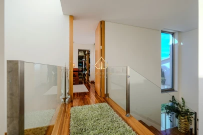 Moradia T4 para Venda em Gondomar (São Cosme), Valbom e Jovim