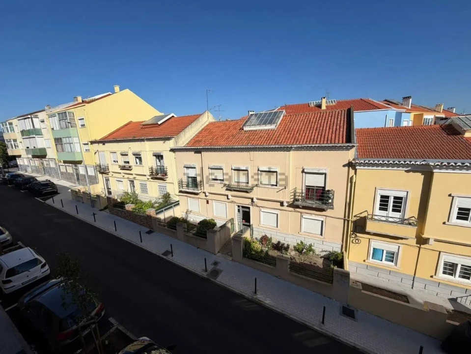 Apartamento T2 para Venda em Falagueira-Venda Nova Foto 17