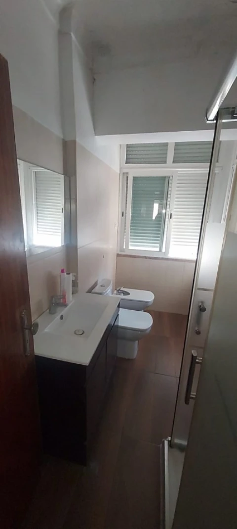 Apartamento T2 para Venda em Falagueira-Venda Nova