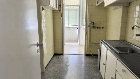 Apartamento T3 para Venda em Areeiro