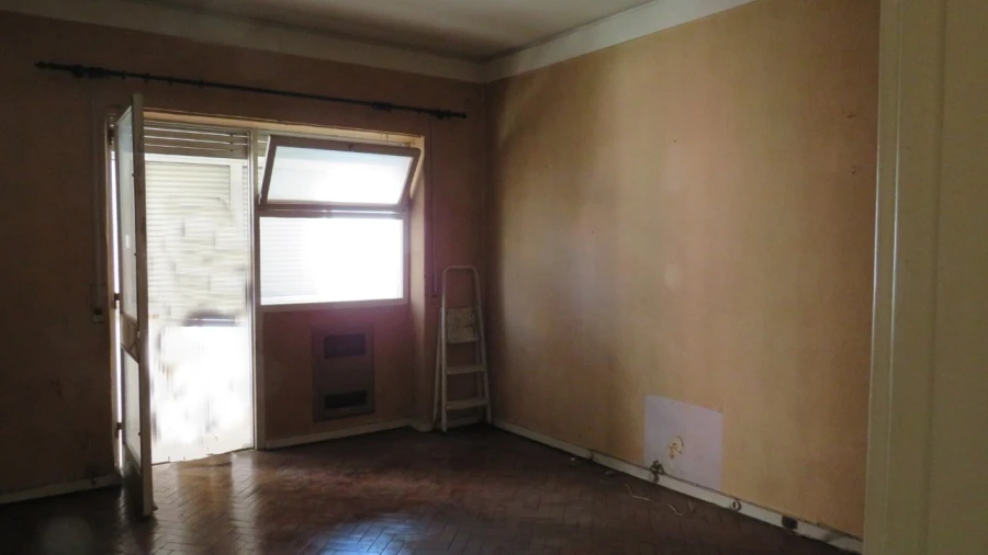 Apartamento T3 para Venda em Areeiro Foto 6