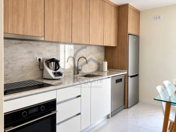 Apartamento T3 para Venda em Cristelos, Boim e Ordem