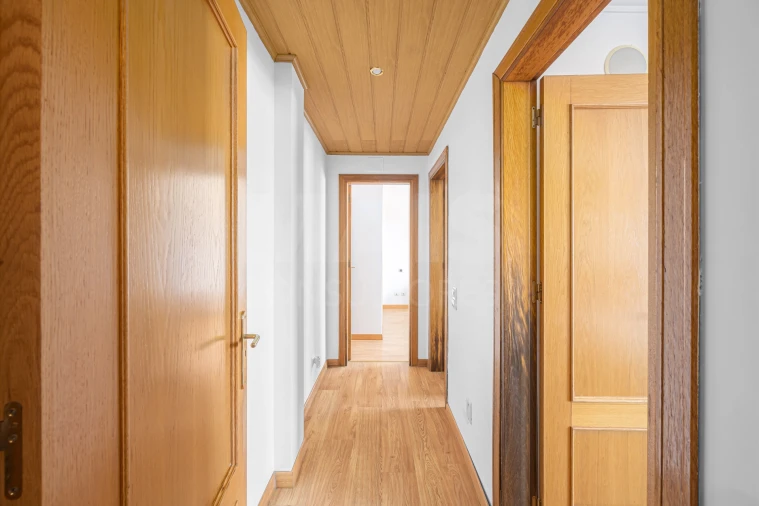 Apartamento T3 para Venda em Carregado e Cadafais Foto 10