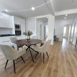 Apartamento T3 para Venda em Benfica