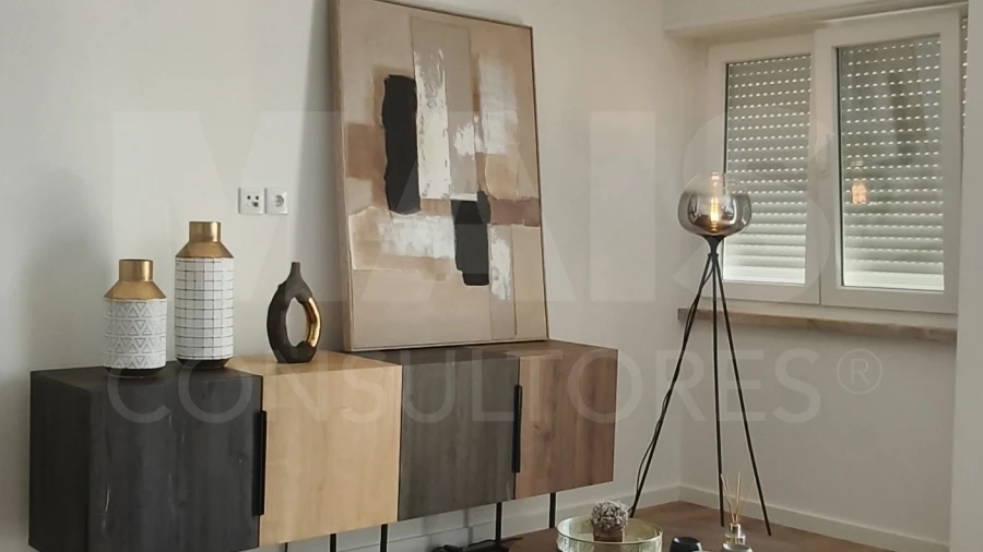 Apartamento T3 para Venda em Benfica