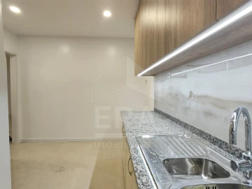 Moradia T4 para Venda em Darque