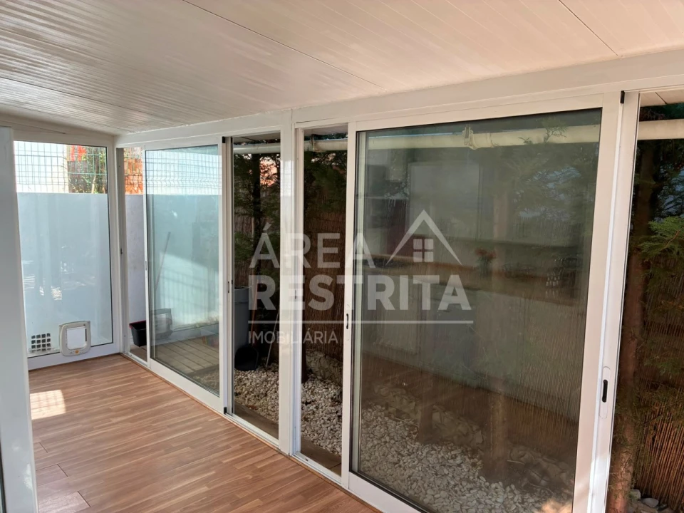 Moradia T2 para Venda em Fernao Ferro Foto 5
