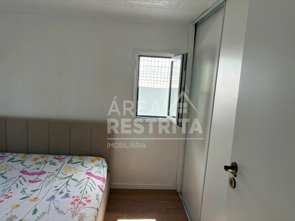 Moradia T2 para Venda em Fernao Ferro Foto 26