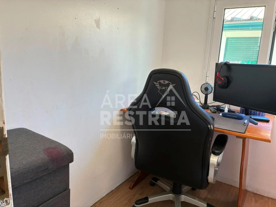Moradia T2 para Venda em Fernao Ferro Foto 31