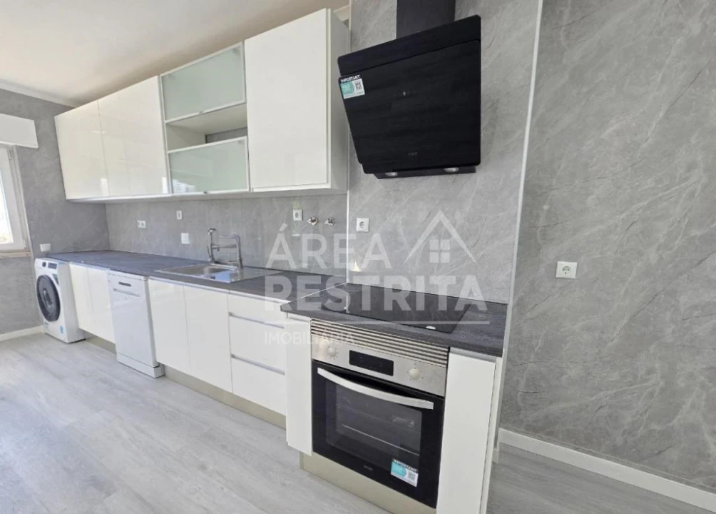 Apartamento T2 para Venda em Setubal (São Sebastião) Foto 7