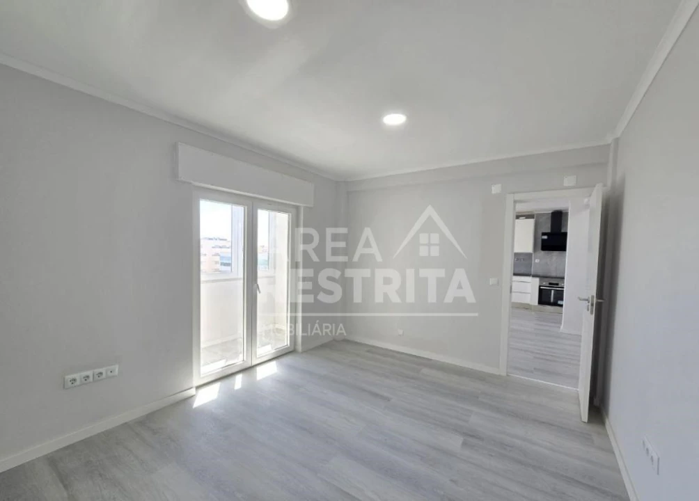 Apartamento T2 para Venda em Setubal (São Sebastião) Foto 17