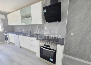 Apartamento T2 para Venda em Setubal (São Sebastião)
