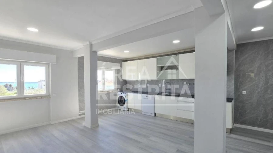 Apartamento T2 para Venda em Setubal (São Sebastião)