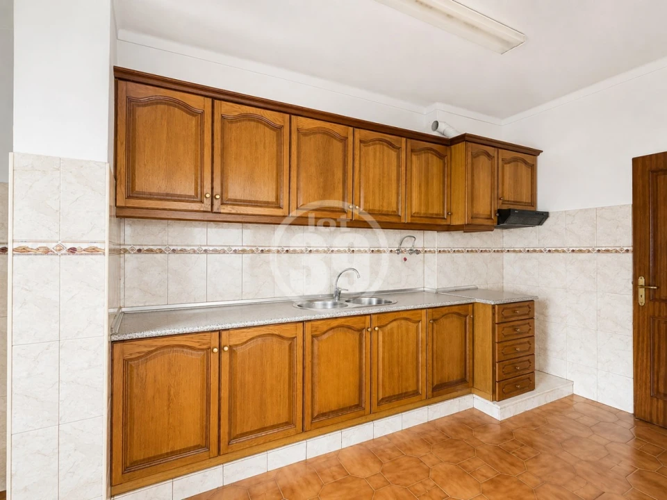 Apartamento T4 para Venda em Amora Foto 8