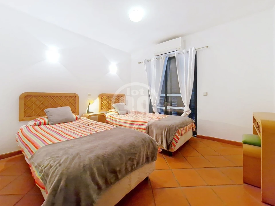Apartamento T2 para Venda em Albufeira e Olhos de Água Foto 25