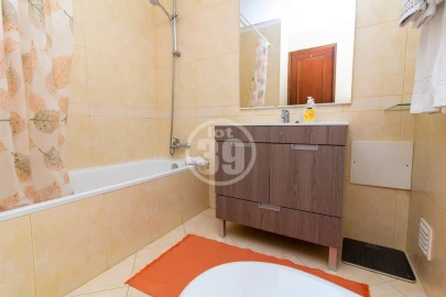 Apartamento T2 para Venda em Albufeira e Olhos de Água