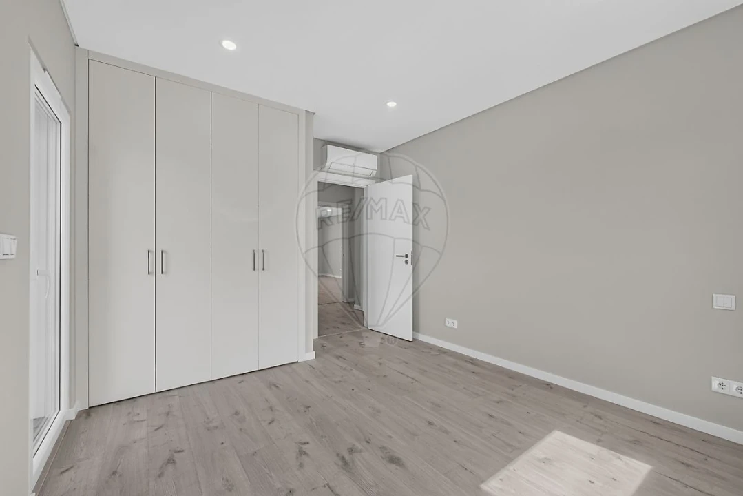Apartamento T3 para Arrendamento em Azeitão (São Lourenço e São Simão) Foto 21