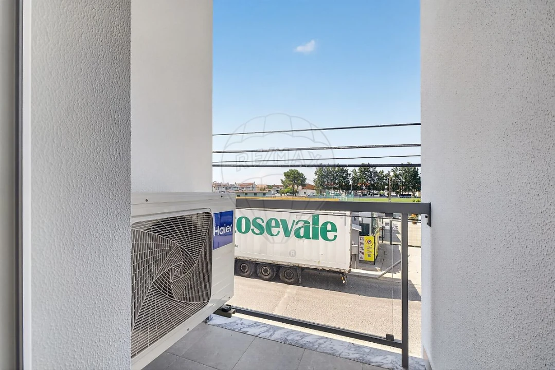 Apartamento T3 para Arrendamento em Azeitão (São Lourenço e São Simão) Foto 9