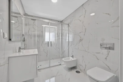 Apartamento T3 para Arrendamento em Azeitão (São Lourenço e São Simão)