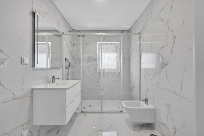 Apartamento T3 para Arrendamento em Azeitão (São Lourenço e São Simão)