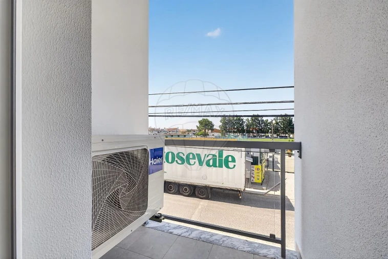 Apartamento T3 para Arrendamento em Azeitão (São Lourenço e São Simão) Foto 9