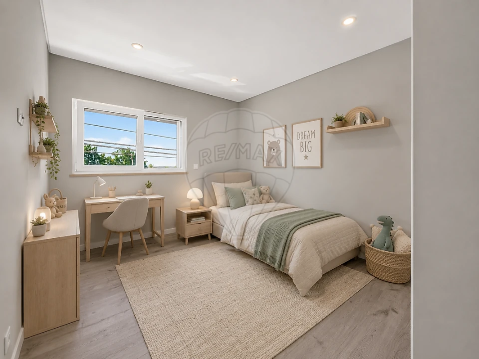 Apartamento T3 para Arrendamento em Azeitão (São Lourenço e São Simão) Foto 1