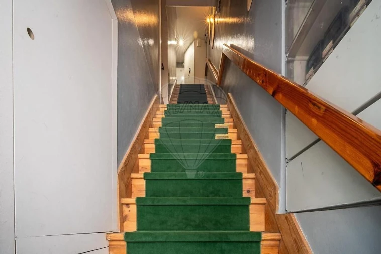 Prédio para Venda em Santa Maria Maior Foto 9