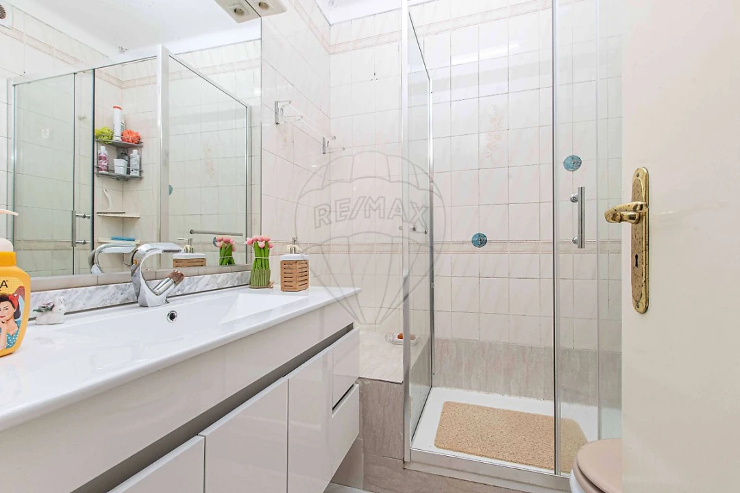 Apartamento T3 para Venda em Alverca do Ribatejo e Sobralinho Foto 10