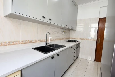Apartamento T2 para Venda em Campo de Ourique