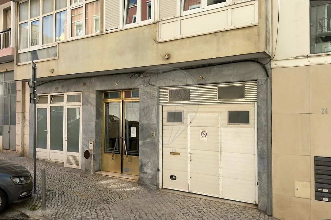 Apartamento T2 para Venda em Campo de Ourique Foto 22