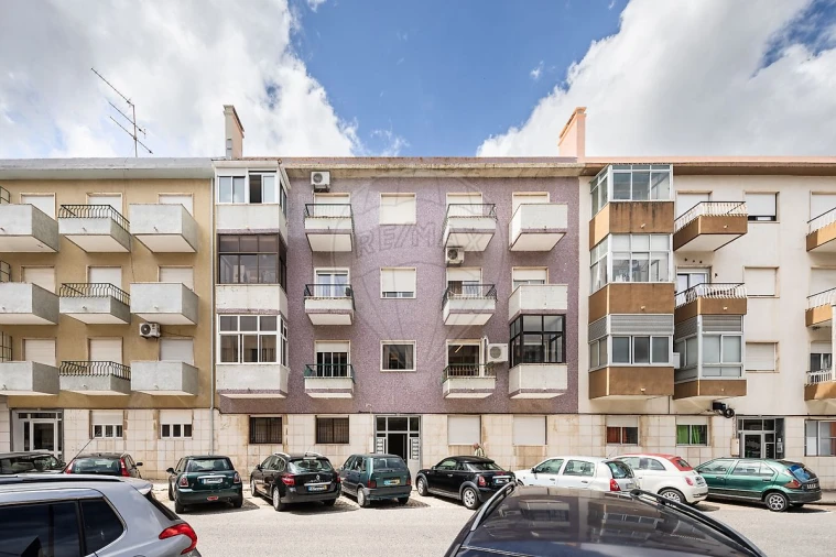Apartamento T3 para Venda em Alverca do Ribatejo e Sobralinho Foto 27