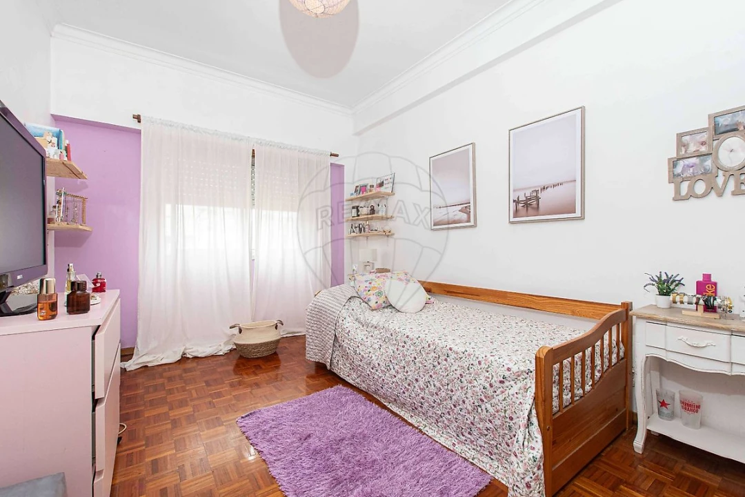 Apartamento T3 para Venda em Vialonga Foto 3