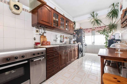 Apartamento T3 para Venda em Vialonga