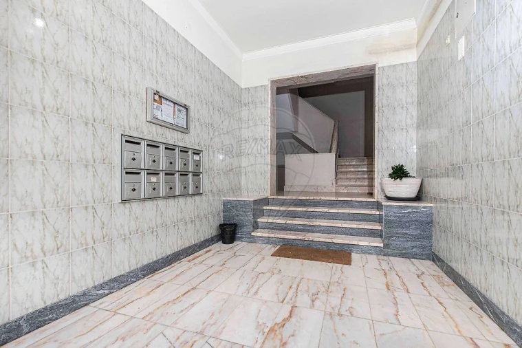 Apartamento T3 para Venda em Vialonga Foto 17