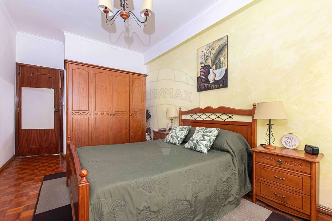 Apartamento T3 para Venda em Vialonga Foto 5