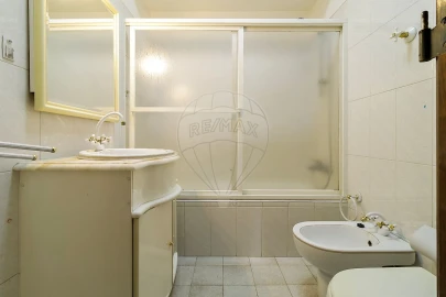 Apartamento T4 para Venda em Alvalade