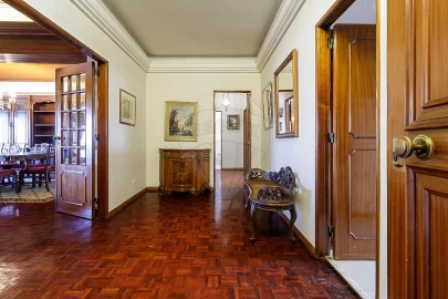 Apartamento T4 para Venda em Alvalade