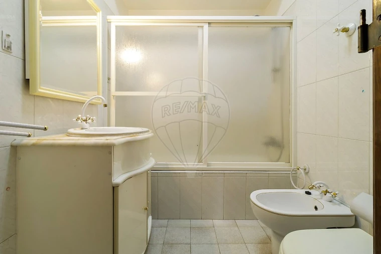 Apartamento T4 para Venda em Alvalade Foto 31