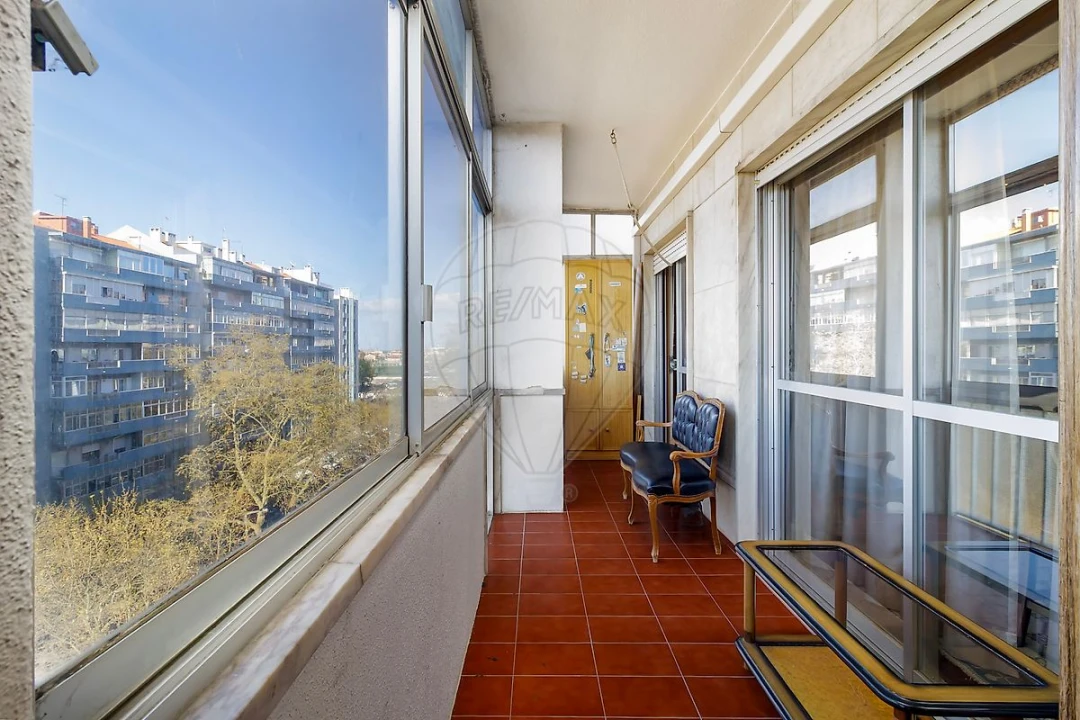 Apartamento T4 para Venda em Alvalade Foto 34