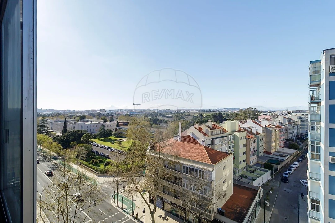Apartamento T4 para Venda em Alvalade Foto 35