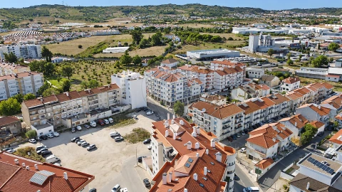 Apartamento T4 para Venda em Carregado e Cadafais