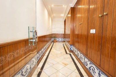 Apartamento T4 para Venda em Carregado e Cadafais
