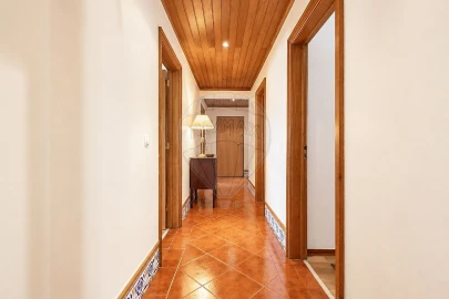 Apartamento T4 para Venda em Carregado e Cadafais