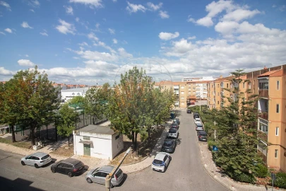 Apartamento T3 para Venda em Carregado e Cadafais