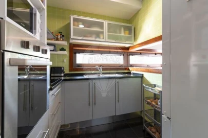 Apartamento T1 para Arrendamento em Santa Joana