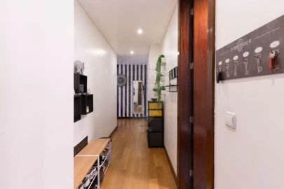 Apartamento T1 para Arrendamento em Santa Joana